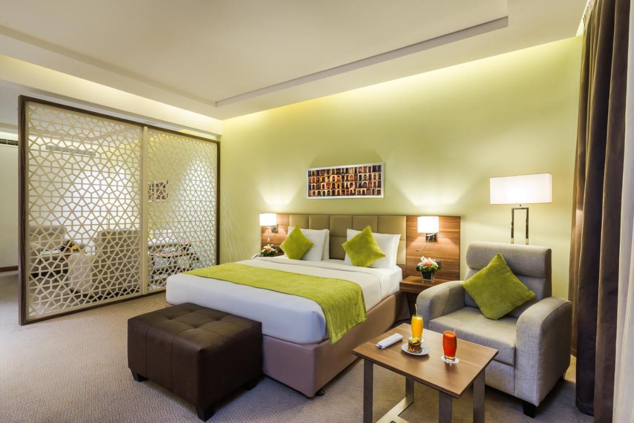 Mena Hotel Tabuk Bagian luar foto