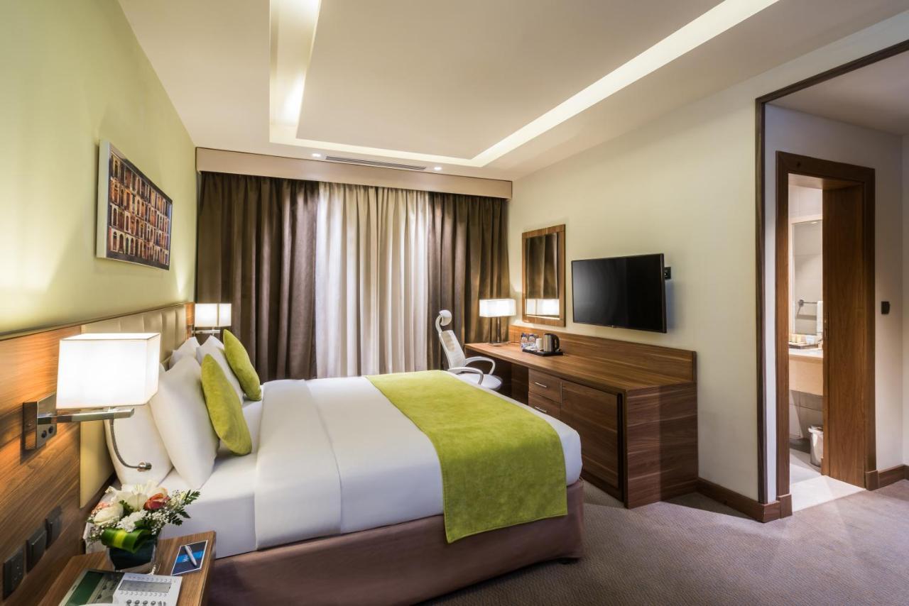 Mena Hotel Tabuk Bagian luar foto