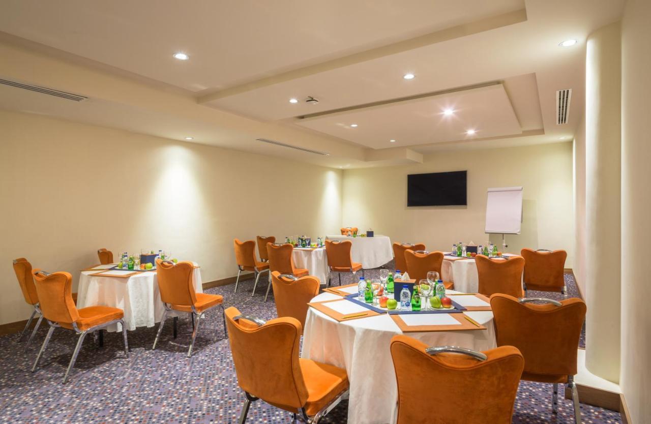 Mena Hotel Tabuk Bagian luar foto