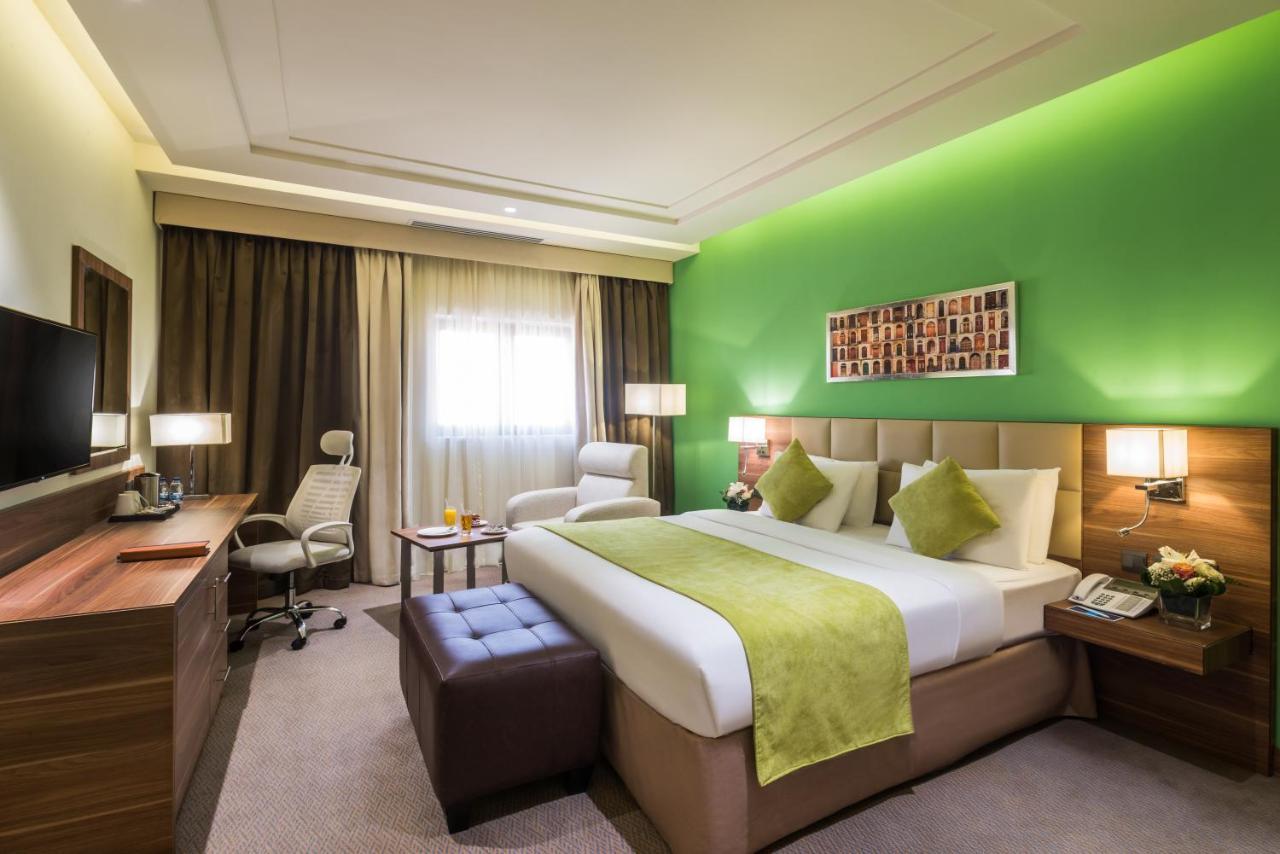 Mena Hotel Tabuk Bagian luar foto